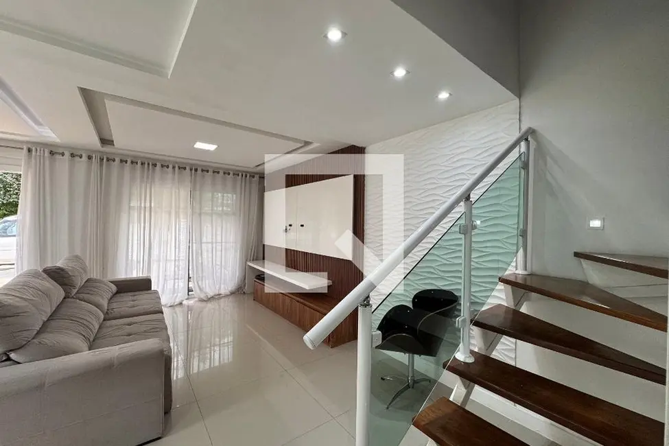 Foto 4 de Casa com 4 quartos à venda, 260m2 em Rio De Janeiro - RJ