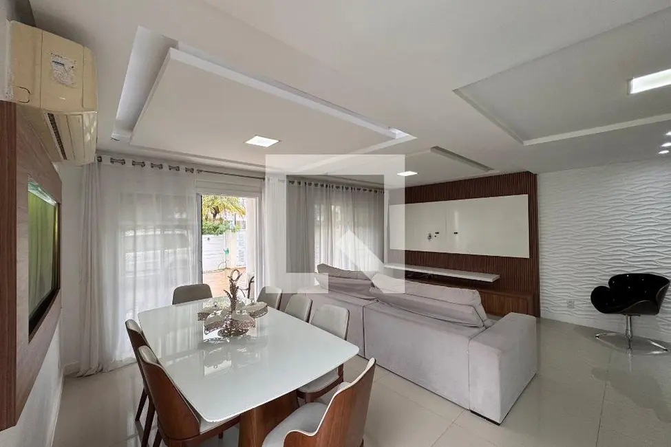 Foto 1 de Casa com 4 quartos à venda, 260m2 em Rio De Janeiro - RJ