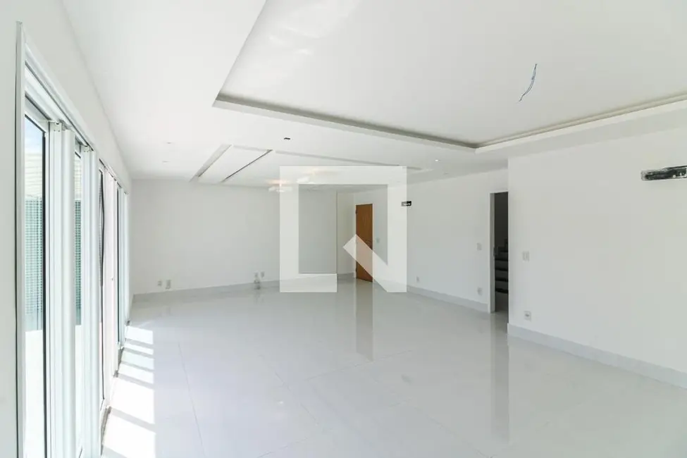 Apartamento com 4 quartos à venda, 350m2 em Rio De Janeiro - RJ - imagem 3 Foto 3 de Apartamento com 4 quartos à venda, 350m2 em Rio De Janeiro - RJ