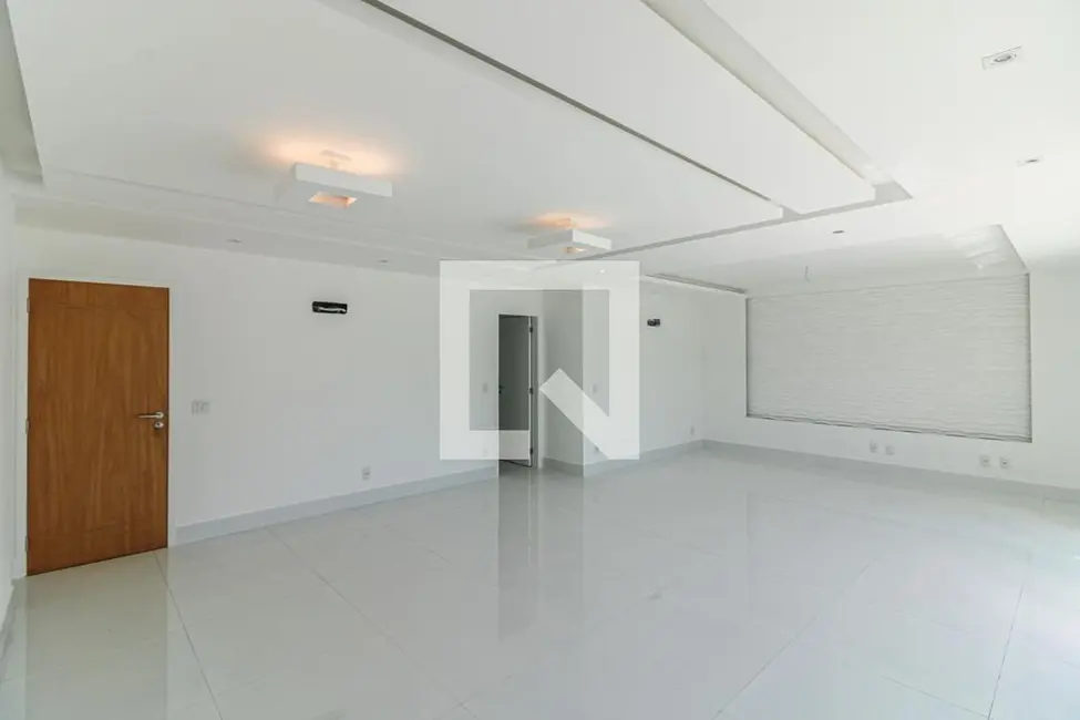 Apartamento com 4 quartos à venda, 350m2 em Rio De Janeiro - RJ - imagem 2 Foto 2 de Apartamento com 4 quartos à venda, 350m2 em Rio De Janeiro - RJ