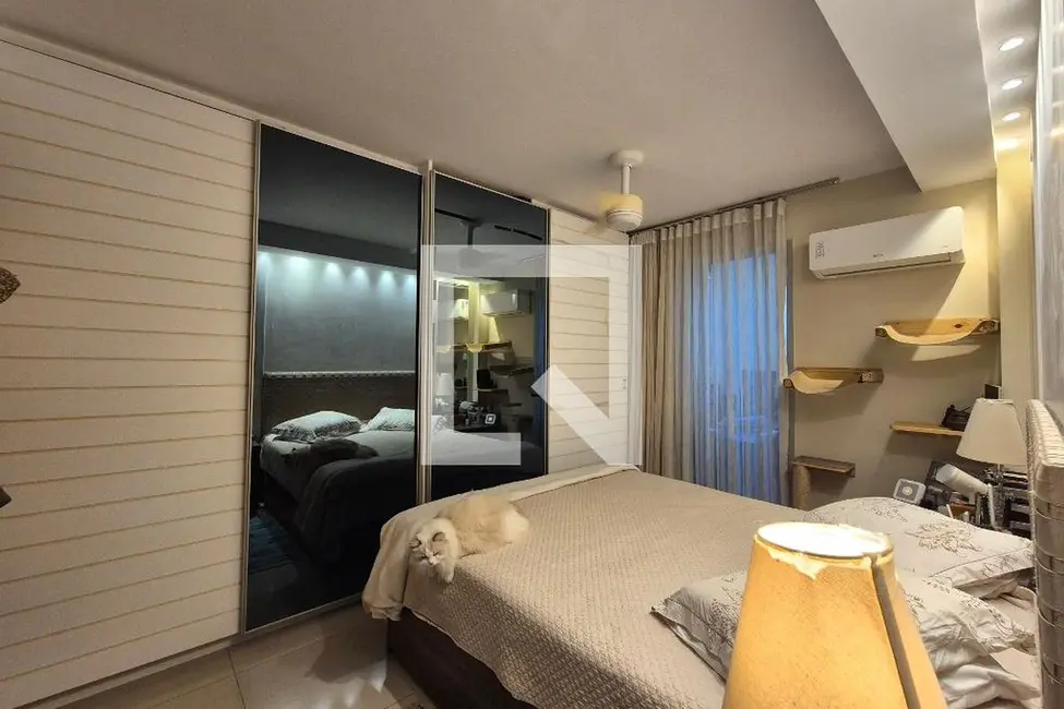 Apartamento com 3 quartos à venda, 190m2 em Rio De Janeiro - RJ - imagem 8 Foto 8 de Apartamento com 3 quartos à venda, 190m2 em Rio De Janeiro - RJ