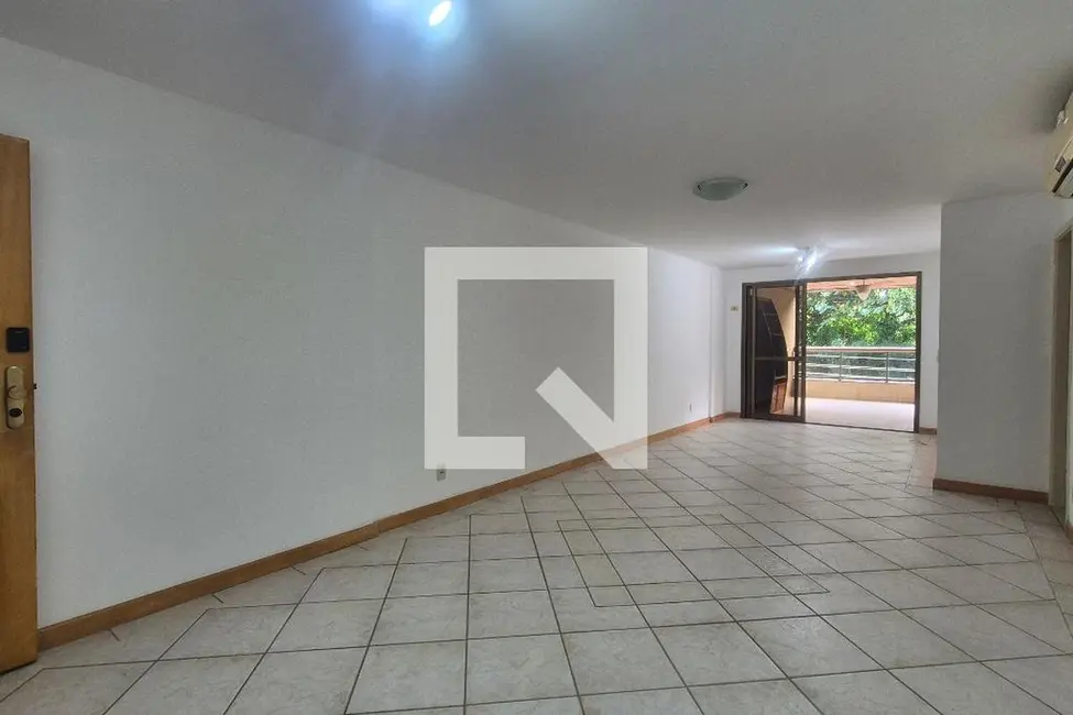 Apartamento com 3 quartos à venda, 143m2 em Rio De Janeiro - RJ - imagem 2 Foto 2 de Apartamento com 3 quartos à venda, 143m2 em Rio De Janeiro - RJ