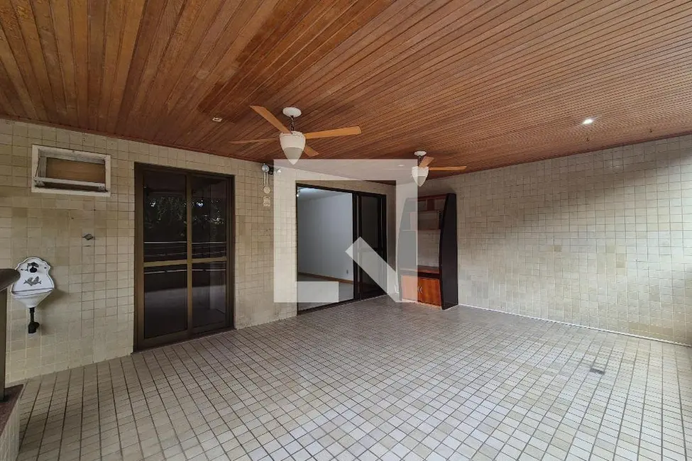 Apartamento com 3 quartos à venda, 143m2 em Rio De Janeiro - RJ - imagem 8 Foto 8 de Apartamento com 3 quartos à venda, 143m2 em Rio De Janeiro - RJ