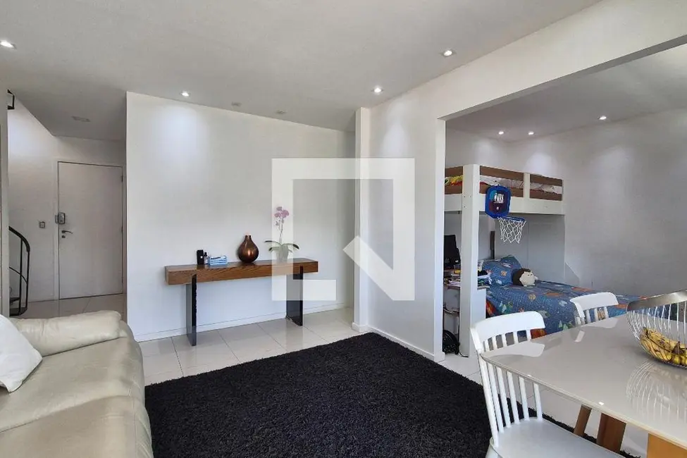 Apartamento com 3 quartos à venda, 156m2 em Rio De Janeiro - RJ - imagem 3 Foto 3 de Apartamento com 3 quartos à venda, 156m2 em Rio De Janeiro - RJ