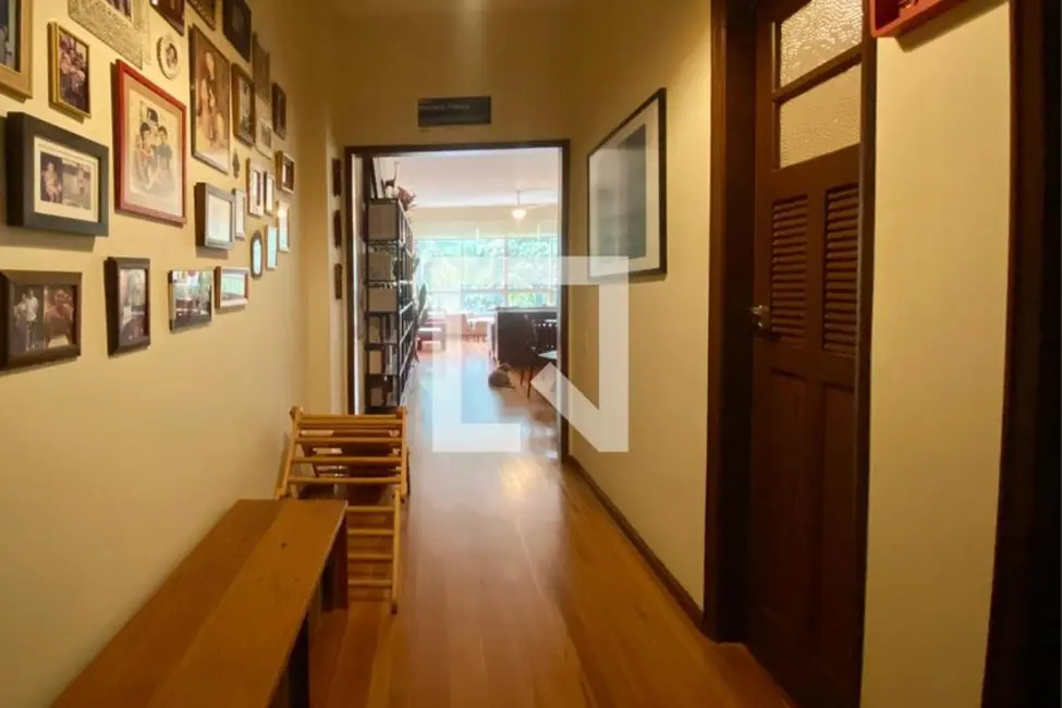 Apartamento com 4 quartos à venda, 167m2 em Botafogo, Rio De Janeiro - RJ - imagem 3 Foto 3 de Apartamento com 4 quartos à venda, 167m2 em Botafogo, Rio De Janeiro - RJ