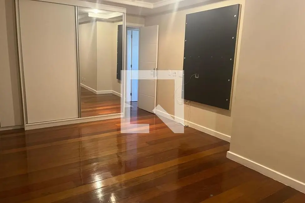 Apartamento com 3 quartos à venda, 194m2 em Rio De Janeiro - RJ - imagem 4 Foto 4 de Apartamento com 3 quartos à venda, 194m2 em Rio De Janeiro - RJ