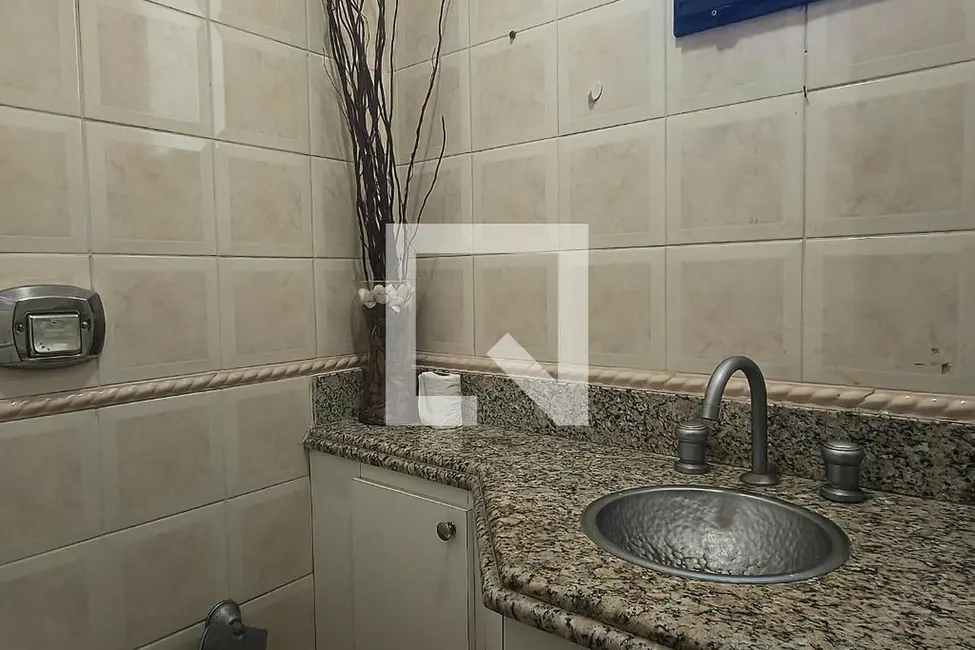 Apartamento com 5 quartos à venda, 344m2 em Rio De Janeiro - RJ - imagem 8 Foto 8 de Apartamento com 5 quartos à venda, 344m2 em Rio De Janeiro - RJ