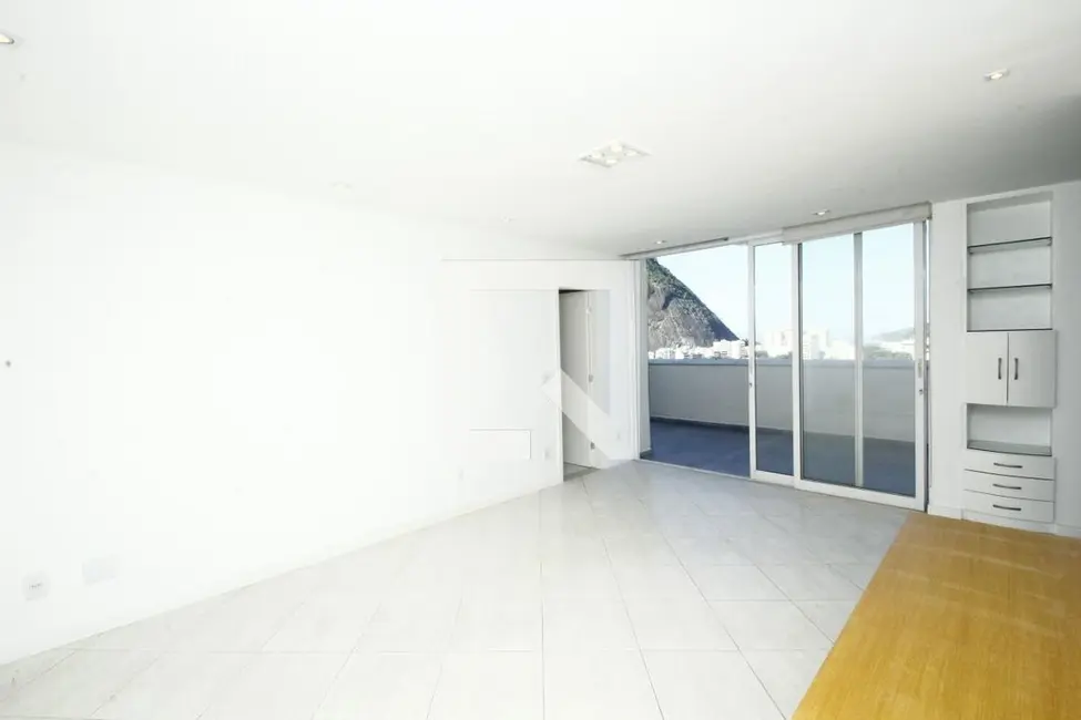 Apartamento com 2 quartos à venda, 150m2 em Botafogo, Rio De Janeiro - RJ - imagem 2 Foto 2 de Apartamento com 2 quartos à venda, 150m2 em Botafogo, Rio De Janeiro - RJ