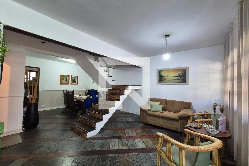 Foto 3 de Casa com 3 quartos à venda, 220m2 em Rio De Janeiro - RJ