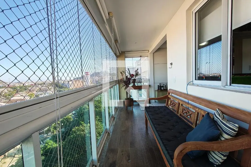 Apartamento com 4 quartos à venda, 200m2 em Rio De Janeiro - RJ - imagem 9 Foto 9 de Apartamento com 4 quartos à venda, 200m2 em Rio De Janeiro - RJ