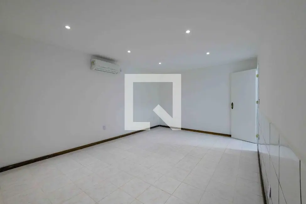 Foto 8 de Casa com 3 quartos à venda, 140m2 em Rio De Janeiro - RJ