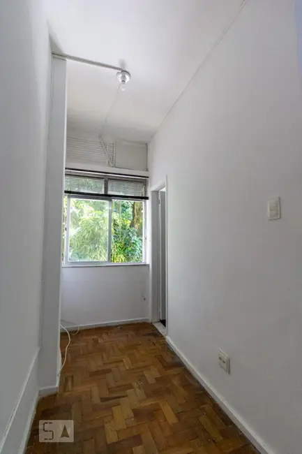 Kitnet com 1 quarto à venda, 22m2 em Botafogo, Rio De Janeiro - RJ - imagem 8 Foto 8 de Kitnet com 1 quarto à venda, 22m2 em Botafogo, Rio De Janeiro - RJ