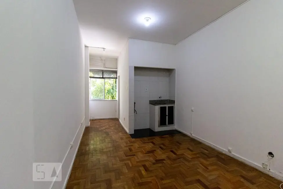 Kitnet com 1 quarto à venda, 22m2 em Botafogo, Rio De Janeiro - RJ - imagem 3 Foto 3 de Kitnet com 1 quarto à venda, 22m2 em Botafogo, Rio De Janeiro - RJ