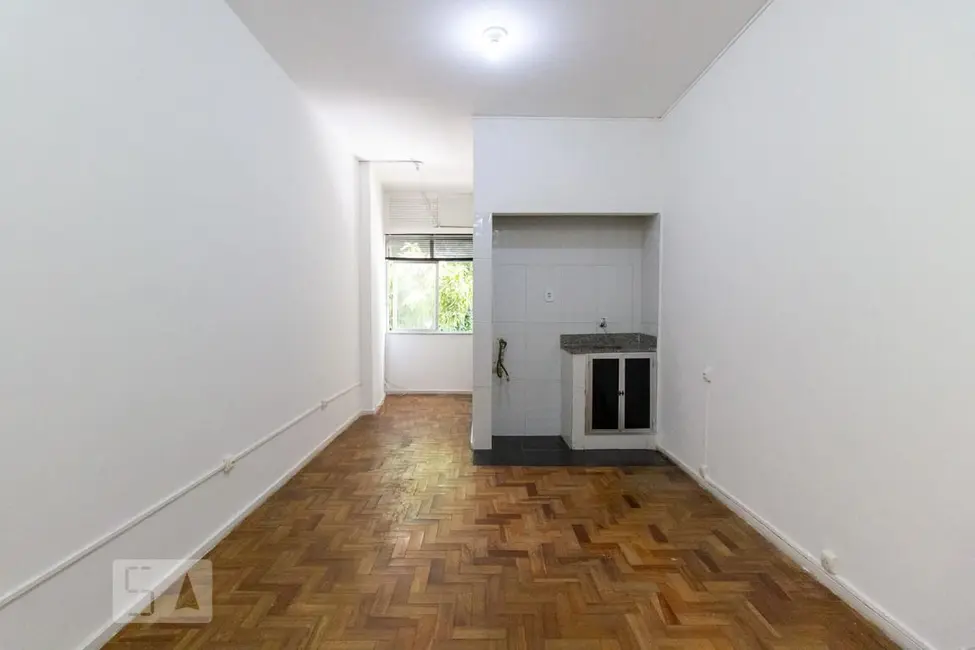 Kitnet com 1 quarto à venda, 22m2 em Botafogo, Rio De Janeiro - RJ - imagem 1 Foto 1 de Kitnet com 1 quarto à venda, 22m2 em Botafogo, Rio De Janeiro - RJ