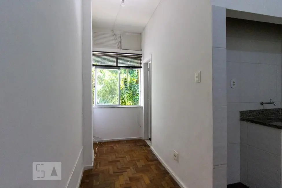 Kitnet com 1 quarto à venda, 22m2 em Botafogo, Rio De Janeiro - RJ - imagem 7 Foto 7 de Kitnet com 1 quarto à venda, 22m2 em Botafogo, Rio De Janeiro - RJ