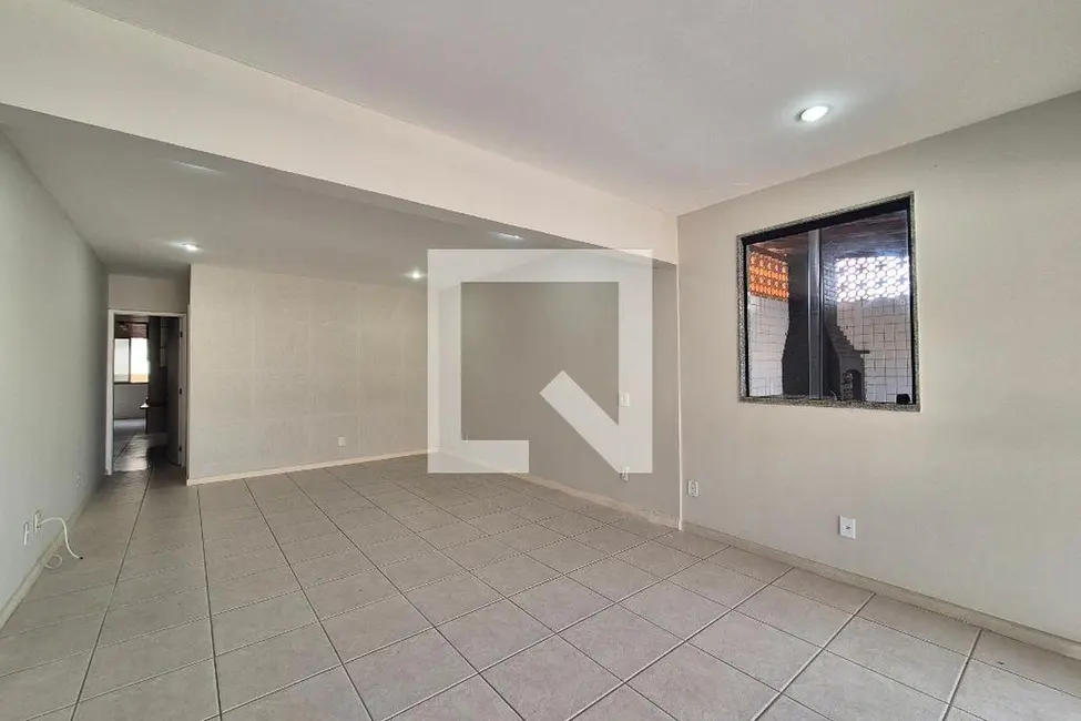 Apartamento com 4 quartos à venda, 207m2 em Rio De Janeiro - RJ - imagem 4 Foto 4 de Apartamento com 4 quartos à venda, 207m2 em Rio De Janeiro - RJ