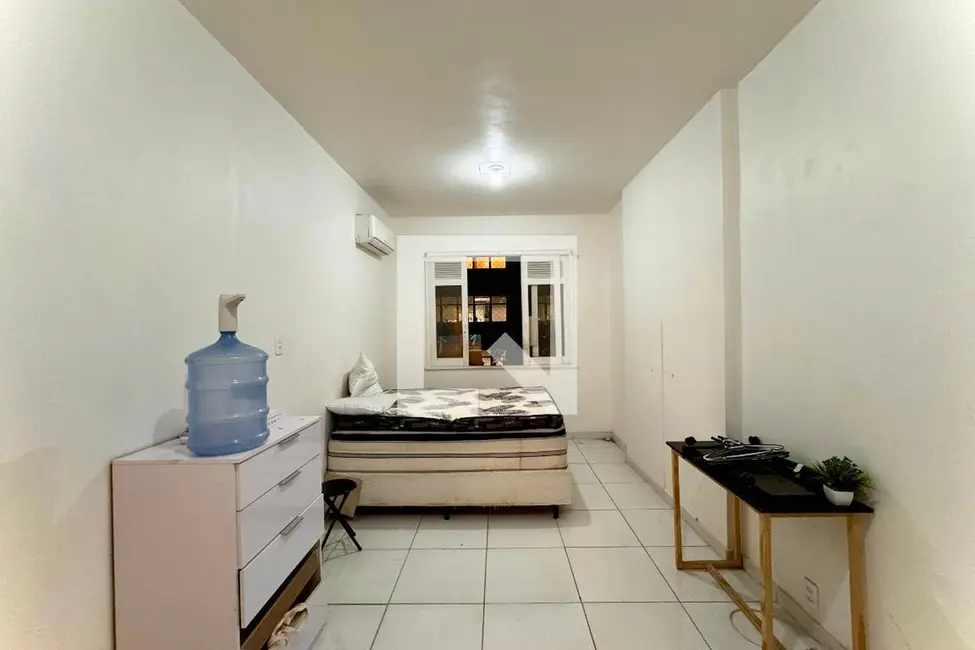 Apartamento com 1 quarto à venda, 36m2 em Botafogo, Rio De Janeiro - RJ - imagem 3 Foto 3 de Apartamento com 1 quarto à venda, 36m2 em Botafogo, Rio De Janeiro - RJ