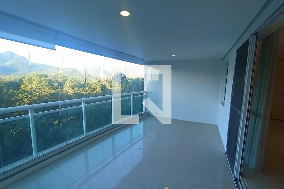 Casa com 3 quartos à venda, 158m2 em Barra da Tijuca, Rio De Janeiro - RJ - imagem 6 Foto 6 de Casa com 3 quartos à venda, 158m2 em Barra da Tijuca, Rio De Janeiro - RJ
