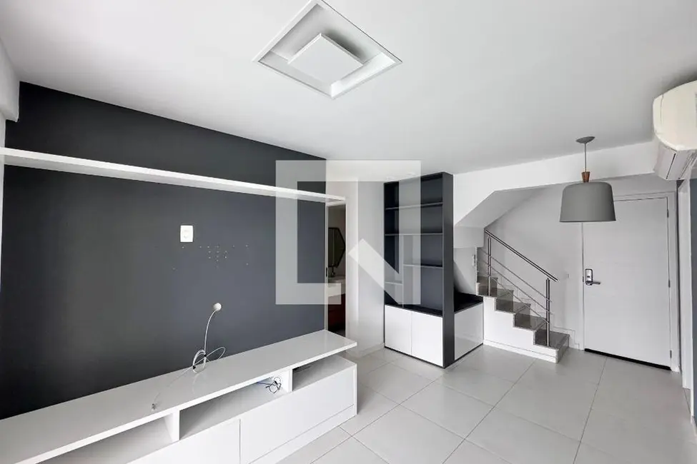 Apartamento com 3 quartos à venda, 148m2 em Rio De Janeiro - RJ - imagem 3 Foto 3 de Apartamento com 3 quartos à venda, 148m2 em Rio De Janeiro - RJ