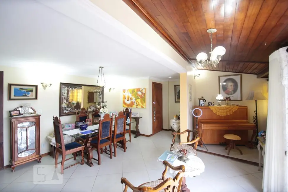 Apartamento com 3 quartos à venda, 165m2 em Rio De Janeiro - RJ - imagem 3 Foto 3 de Apartamento com 3 quartos à venda, 165m2 em Rio De Janeiro - RJ