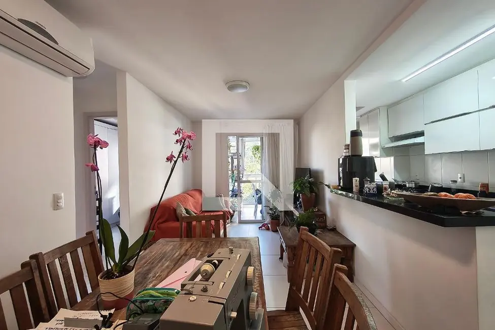 Apartamento com 2 quartos à venda, 71m2 em Rio De Janeiro - RJ - imagem 2 Foto 2 de Apartamento com 2 quartos à venda, 71m2 em Rio De Janeiro - RJ
