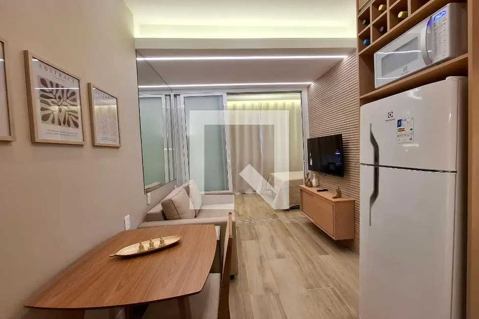 Apartamento com 1 quarto à venda, 28m2 em Botafogo, Rio De Janeiro - RJ - imagem 2 Foto 2 de Apartamento com 1 quarto à venda, 28m2 em Botafogo, Rio De Janeiro - RJ