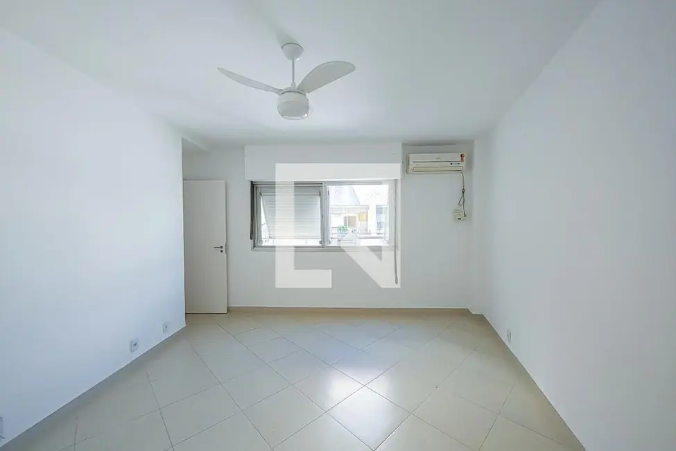 Apartamento com 3 quartos à venda, 116m2 em Botafogo, Rio De Janeiro - RJ - imagem 8 Foto 8 de Apartamento com 3 quartos à venda, 116m2 em Botafogo, Rio De Janeiro - RJ