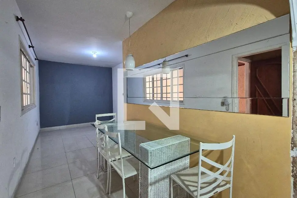 Foto 2 de Casa com 3 quartos à venda, 180m2 em Rio De Janeiro - RJ