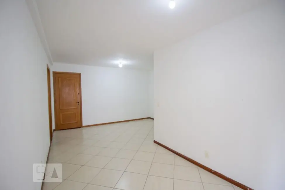Apartamento com 2 quartos à venda, 72m2 em Rio De Janeiro - RJ - imagem 3 Foto 3 de Apartamento com 2 quartos à venda, 72m2 em Rio De Janeiro - RJ