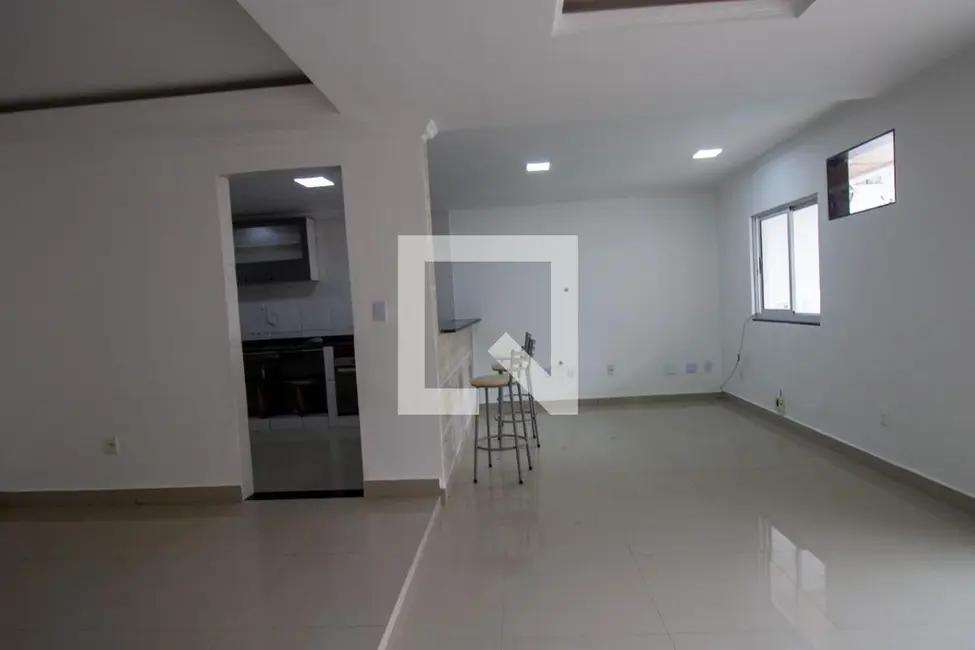 Casa de Condomínio com 3 quartos à venda, 180m2 em Rio De Janeiro - RJ - imagem 2 Foto 2 de Casa de Condomínio com 3 quartos à venda, 180m2 em Rio De Janeiro - RJ