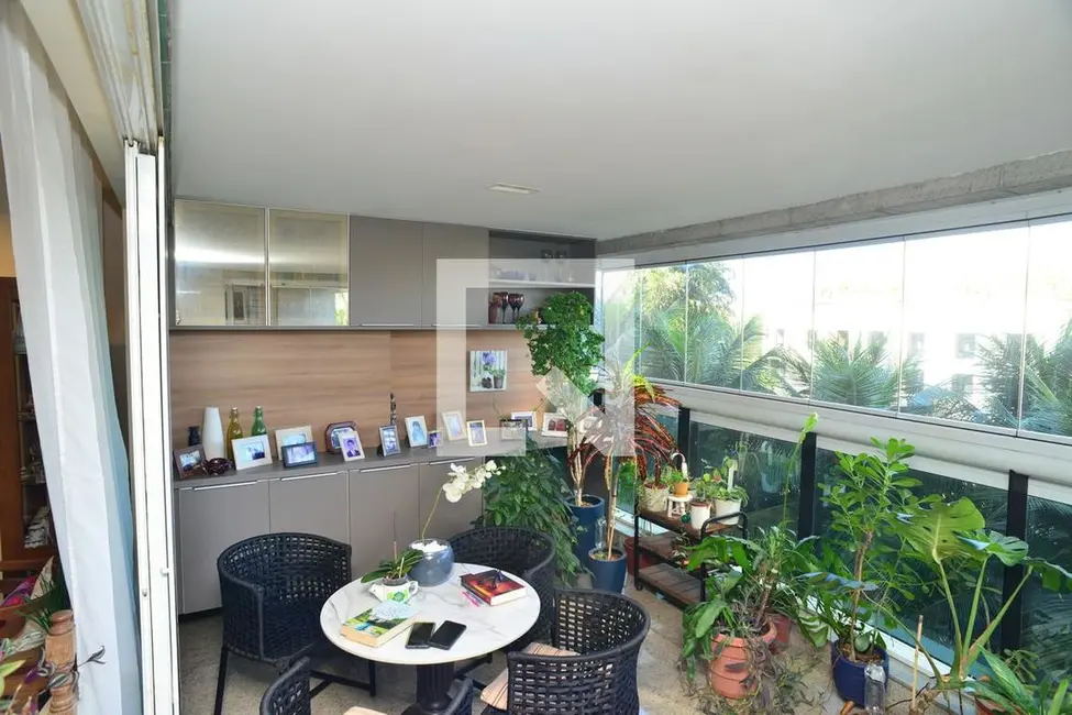 Foto 8 de Apartamento com 4 quartos à venda, 160m2 em Barra da Tijuca, Rio De Janeiro - RJ