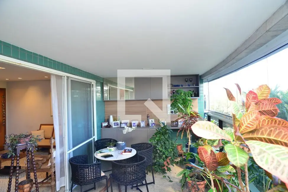 Foto 9 de Apartamento com 4 quartos à venda, 160m2 em Barra da Tijuca, Rio De Janeiro - RJ
