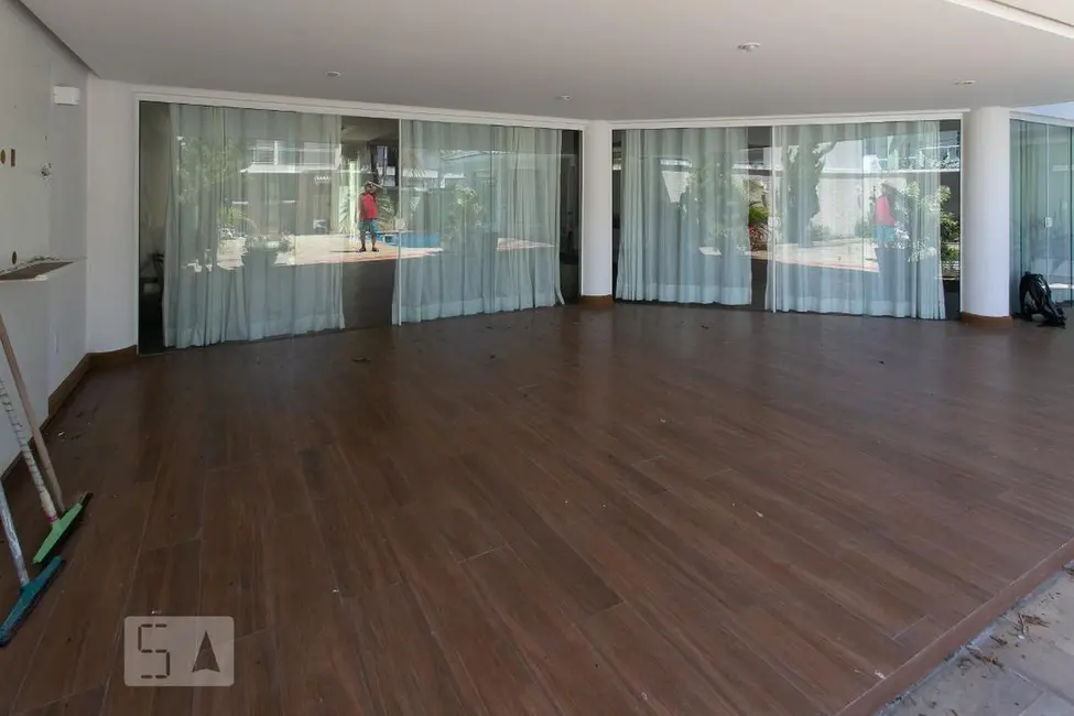 Casa de Condomínio com 5 quartos à venda, 540m2 em Rio De Janeiro - RJ - imagem 7 Foto 7 de Casa de Condomínio com 5 quartos à venda, 540m2 em Rio De Janeiro - RJ