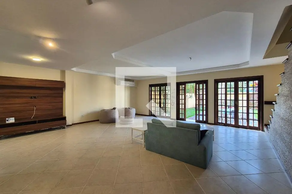 Foto 3 de Casa com 3 quartos à venda, 280m2 em Rio De Janeiro - RJ
