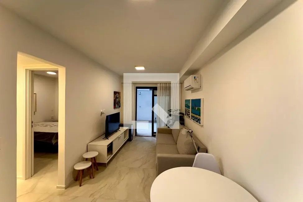 Apartamento com 1 quarto à venda, 65m2 em Botafogo, Rio De Janeiro - RJ - imagem 3 Foto 3 de Apartamento com 1 quarto à venda, 65m2 em Botafogo, Rio De Janeiro - RJ