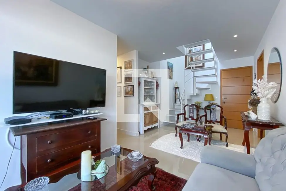 Apartamento com 3 quartos à venda, 143m2 em Rio De Janeiro - RJ - imagem 5 Foto 5 de Apartamento com 3 quartos à venda, 143m2 em Rio De Janeiro - RJ