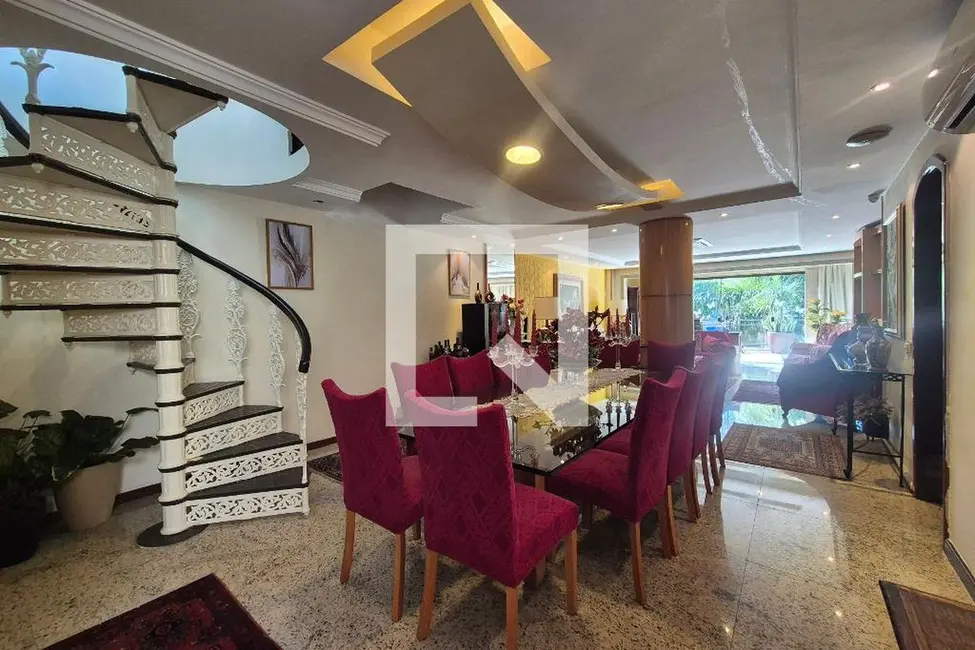 Apartamento com 4 quartos à venda, 370m2 em Rio De Janeiro - RJ - imagem 1 Foto 1 de Apartamento com 4 quartos à venda, 370m2 em Rio De Janeiro - RJ