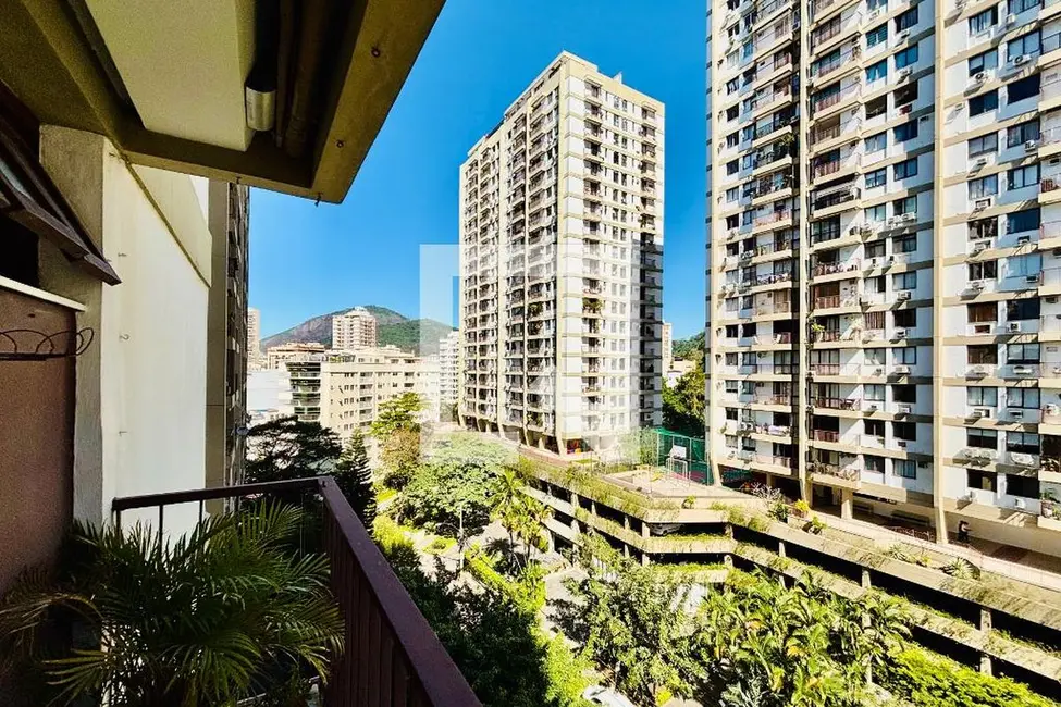 Apartamento com 3 quartos à venda, 97m2 em Botafogo, Rio De Janeiro - RJ - imagem 3 Foto 3 de Apartamento com 3 quartos à venda, 97m2 em Botafogo, Rio De Janeiro - RJ