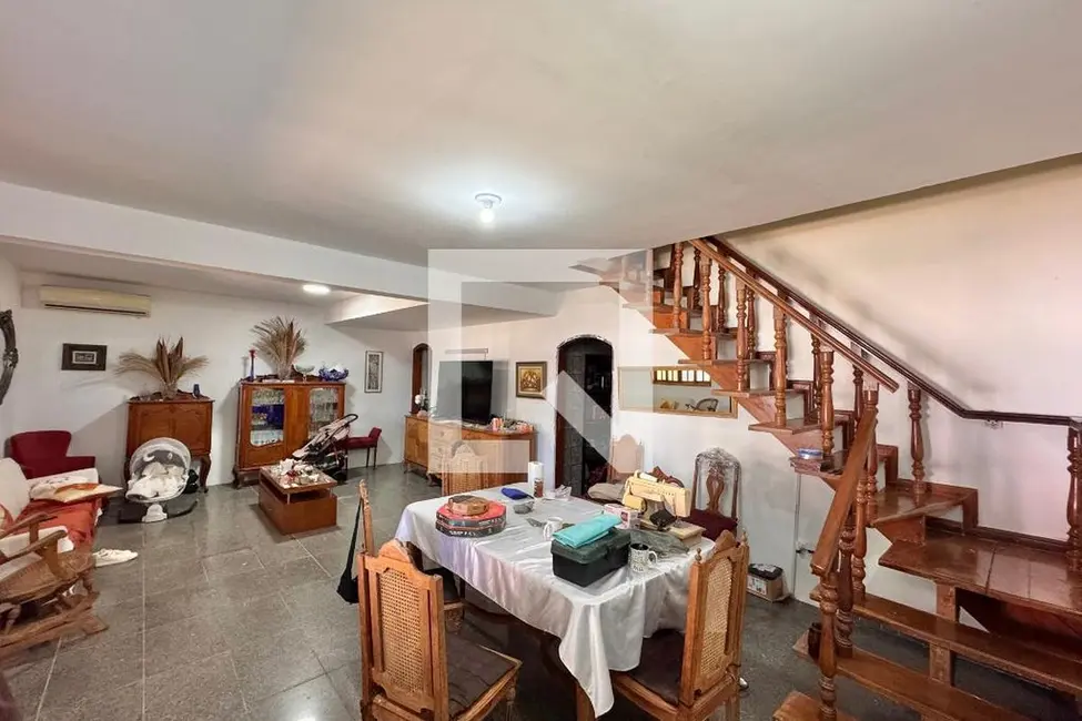 Casa com 4 quartos à venda, 358m2 em Rio De Janeiro - RJ - imagem 1 Foto 1 de Casa com 4 quartos à venda, 358m2 em Rio De Janeiro - RJ