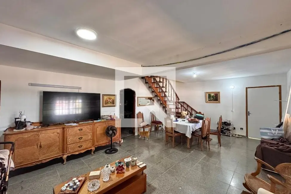 Casa com 4 quartos à venda, 358m2 em Rio De Janeiro - RJ - imagem 2 Foto 2 de Casa com 4 quartos à venda, 358m2 em Rio De Janeiro - RJ