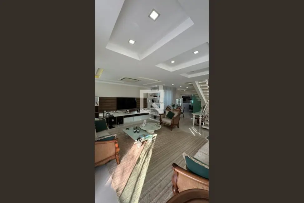 Casa com 4 quartos à venda, 320m2 em Rio De Janeiro - RJ - imagem 4 Foto 4 de Casa com 4 quartos à venda, 320m2 em Rio De Janeiro - RJ