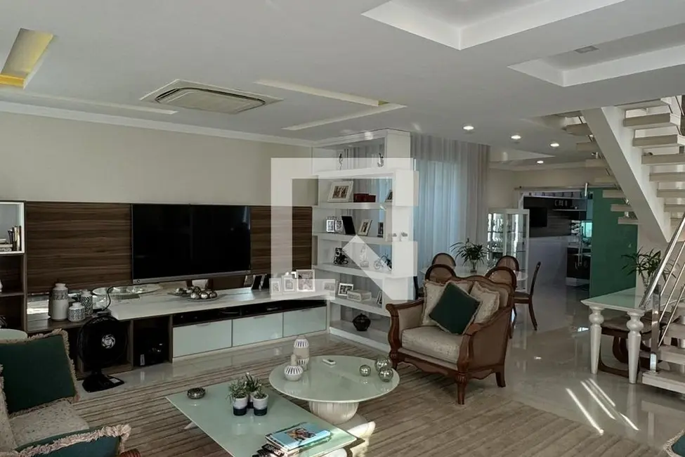 Casa com 4 quartos à venda, 320m2 em Rio De Janeiro - RJ - imagem 7 Foto 7 de Casa com 4 quartos à venda, 320m2 em Rio De Janeiro - RJ