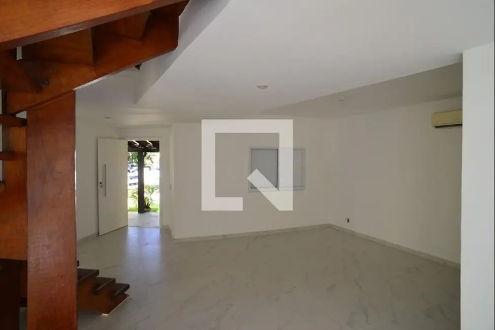 Casa de Condomínio com 4 quartos à venda, 300m2 em Barra da Tijuca, Rio De Janeiro - RJ - imagem 4 Foto 4 de Casa de Condomínio com 4 quartos à venda, 300m2 em Barra da Tijuca, Rio De Janeiro - RJ