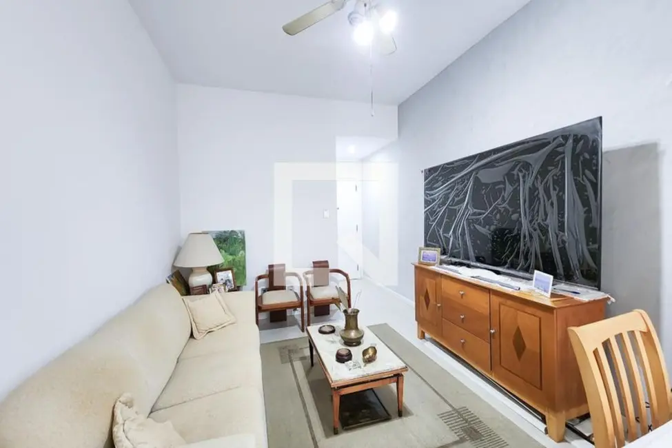 Apartamento com 3 quartos à venda, 90m2 em Laranjeiras, Rio De Janeiro - RJ - imagem 4 Foto 4 de Apartamento com 3 quartos à venda, 90m2 em Laranjeiras, Rio De Janeiro - RJ