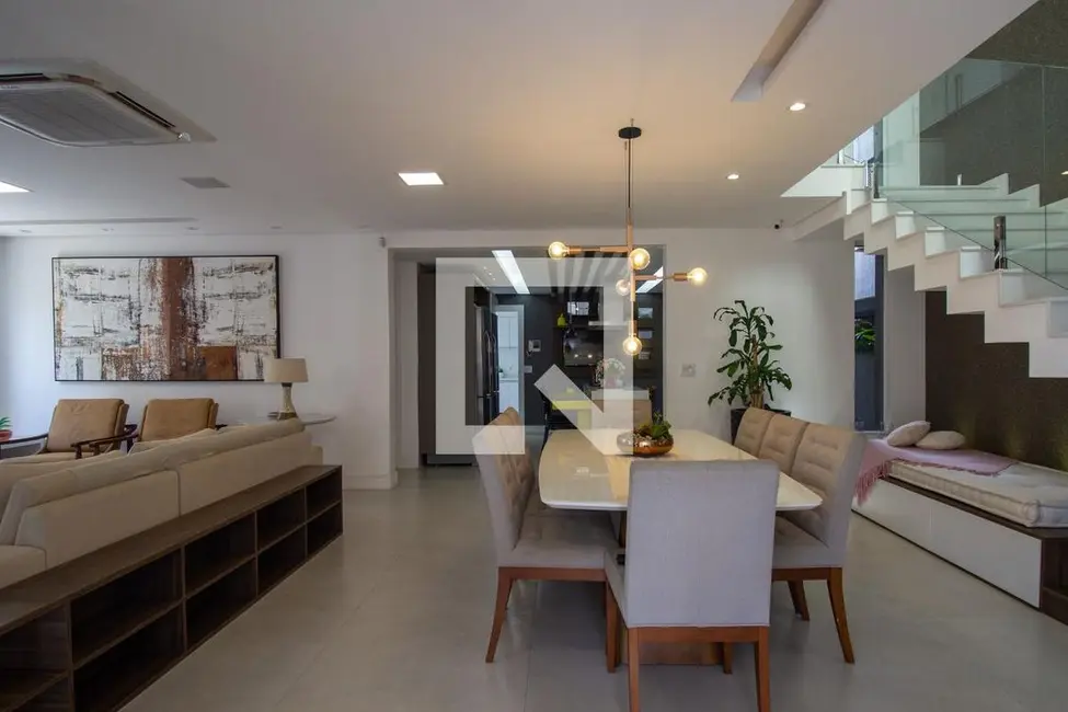Foto 5 de Casa de Condomínio com 5 quartos à venda, 244m2 em Rio De Janeiro - RJ