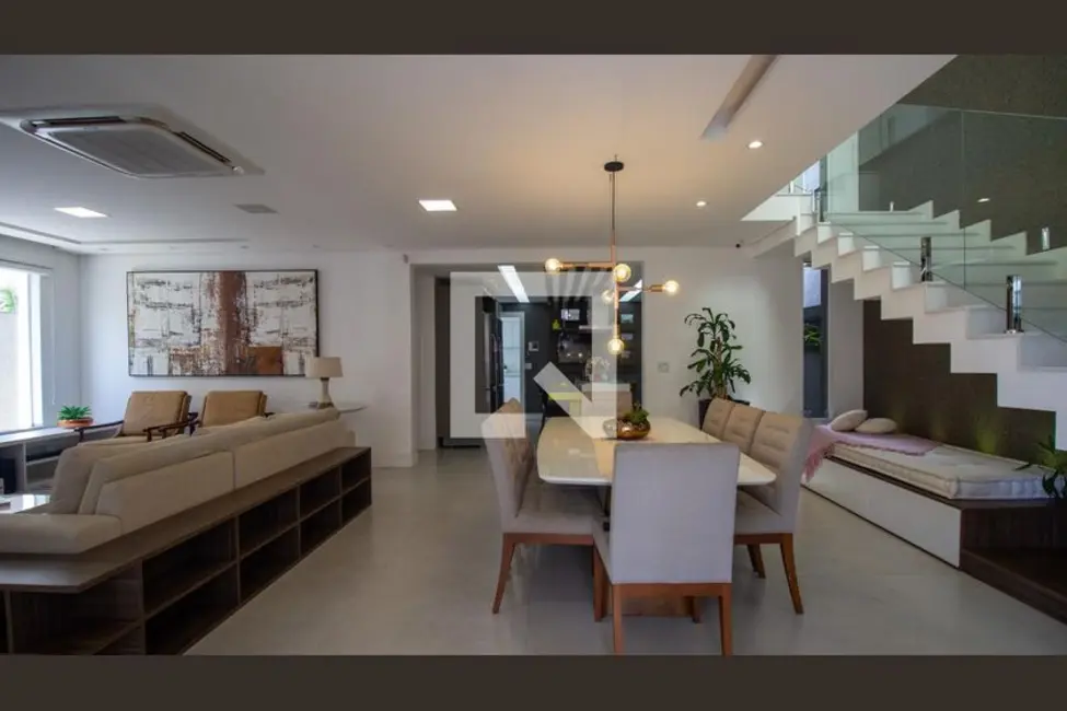 Foto 3 de Casa de Condomínio com 5 quartos à venda, 244m2 em Rio De Janeiro - RJ