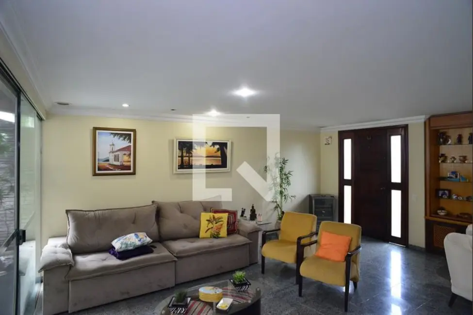 Casa de Condomínio com 4 quartos à venda, 432m2 em Barra da Tijuca, Rio De Janeiro - RJ - imagem 3 Foto 3 de Casa de Condomínio com 4 quartos à venda, 432m2 em Barra da Tijuca, Rio De Janeiro - RJ