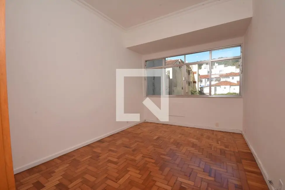 Apartamento com 3 quartos à venda, 83m2 em Laranjeiras, Rio De Janeiro - RJ - imagem 8 Foto 8 de Apartamento com 3 quartos à venda, 83m2 em Laranjeiras, Rio De Janeiro - RJ