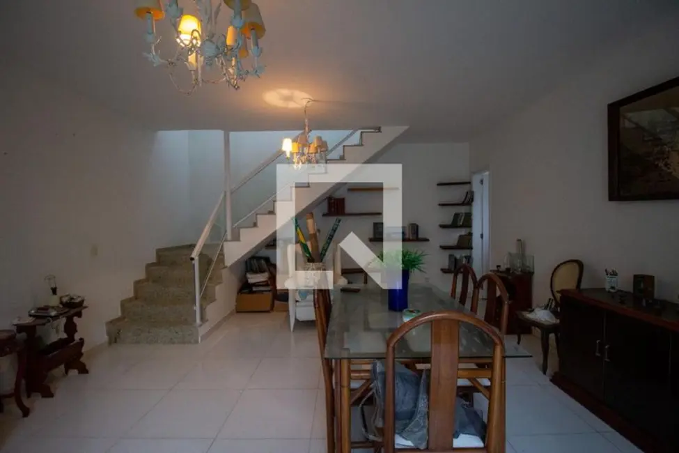 Foto 3 de Casa com 6 quartos à venda, 570m2 em Rio De Janeiro - RJ