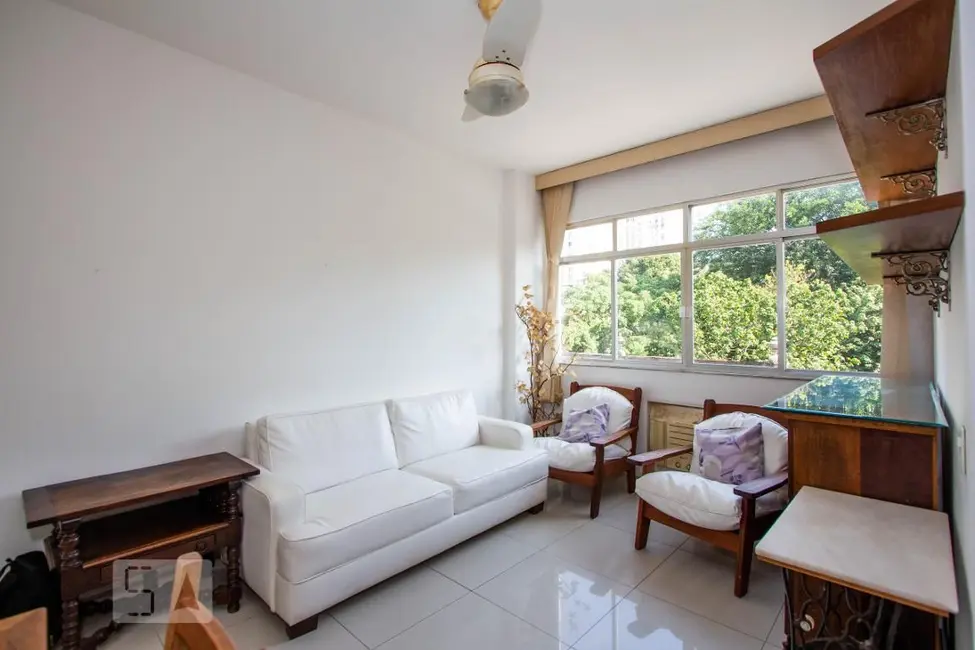 Apartamento com 2 quartos à venda, 65m2 em Laranjeiras, Rio De Janeiro - RJ - imagem 2 Foto 2 de Apartamento com 2 quartos à venda, 65m2 em Laranjeiras, Rio De Janeiro - RJ